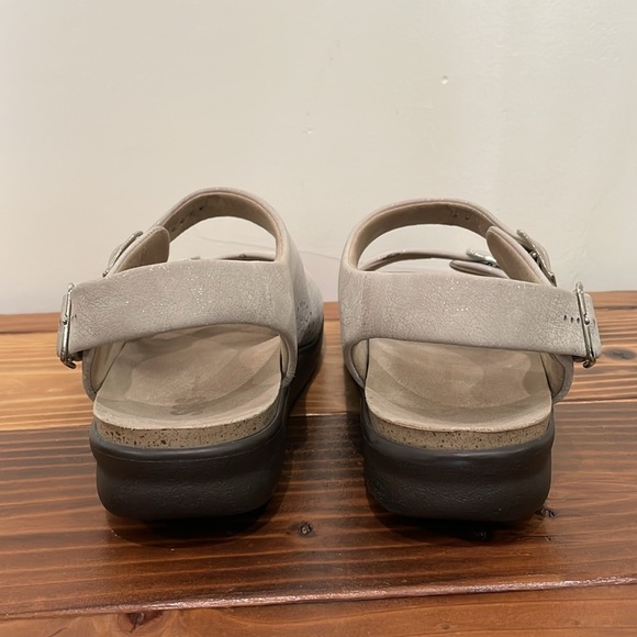 SAS Tripad Women's Size 10M Comfort Relaxed Leather Sandals Strap Buckles - Picture 5 of 14